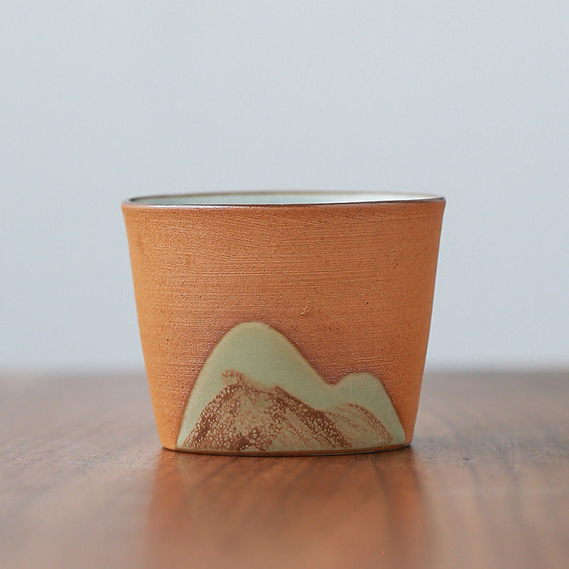 Japanische Keramik-Teetasse „Mountain“.