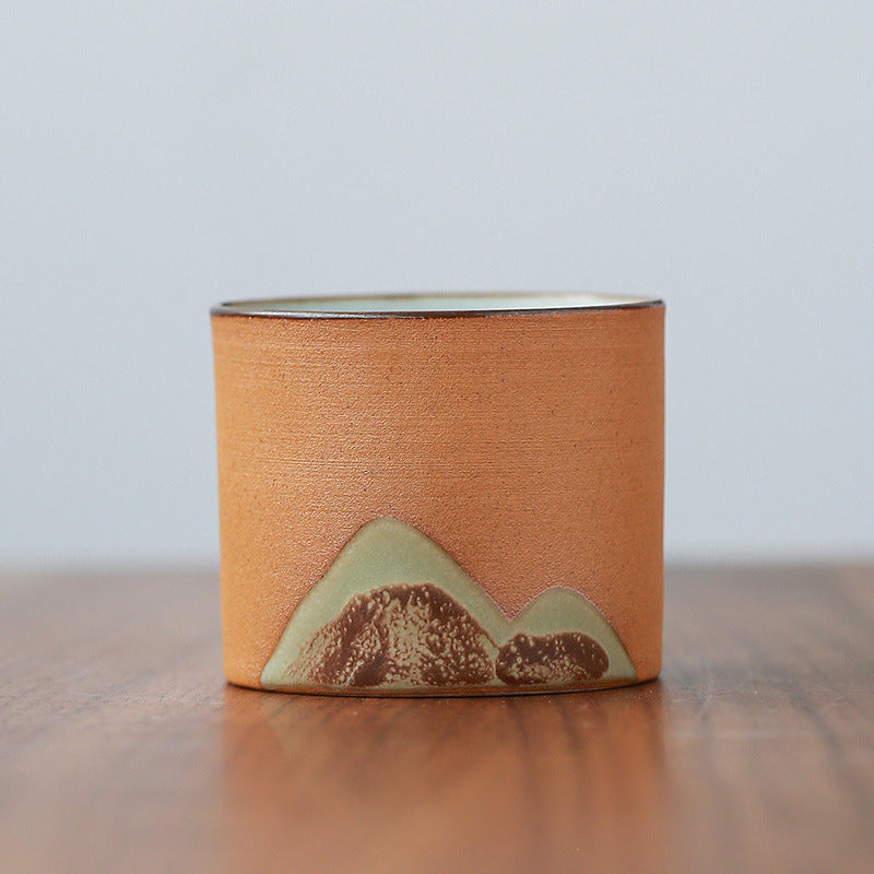 Japanische Keramik-Teetasse „Mountain“.